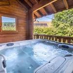 בקתה Les Griottes, Veritable De Montagne, Avec Jacuzzi Et Sauna *