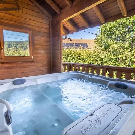 Horská chata Les Griottes, Veritable De Montagne, Avec Jacuzzi Et Sauna *