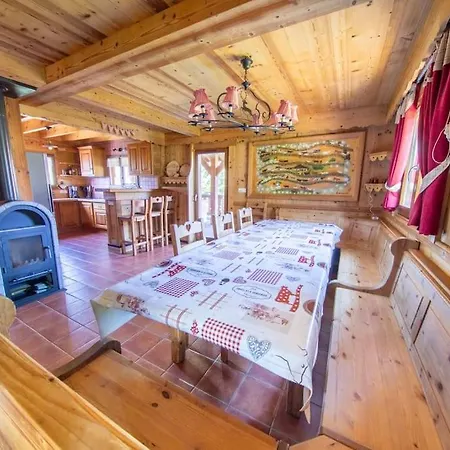 Les Griottes, Veritable Chalet De Montagne, Avec Jacuzzi Et Sauna Chalet