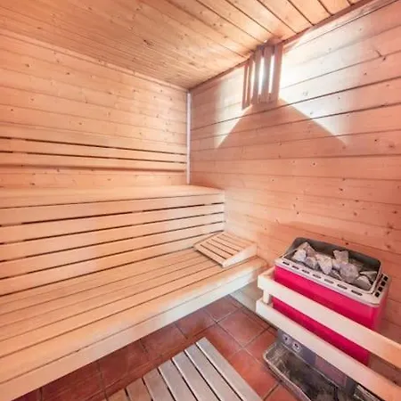 Шале Les Griottes, Veritable De Montagne, Avec Jacuzzi Et Sauna Ксорюпт-Лонжме
