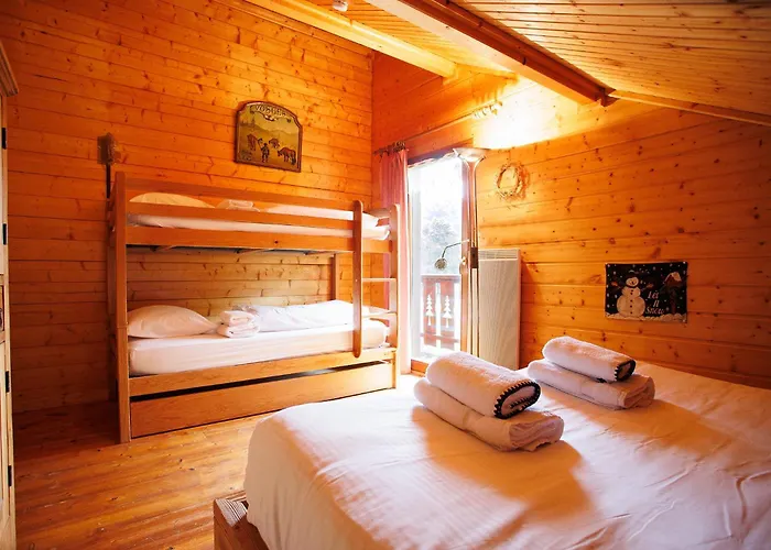 Les Griottes, Veritable De Montagne, Avec Jacuzzi Et Sauna בקתה